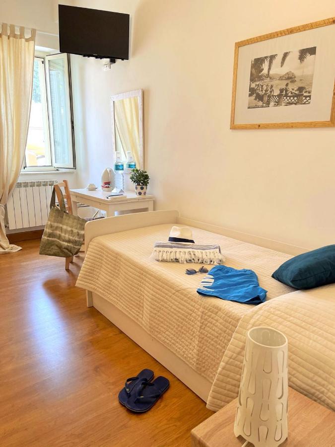 B&B Evelyne Taormina Eksteriør billede